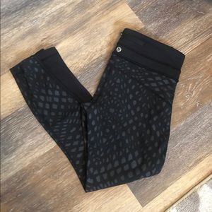 Lululemon Run: Pace crop leggings